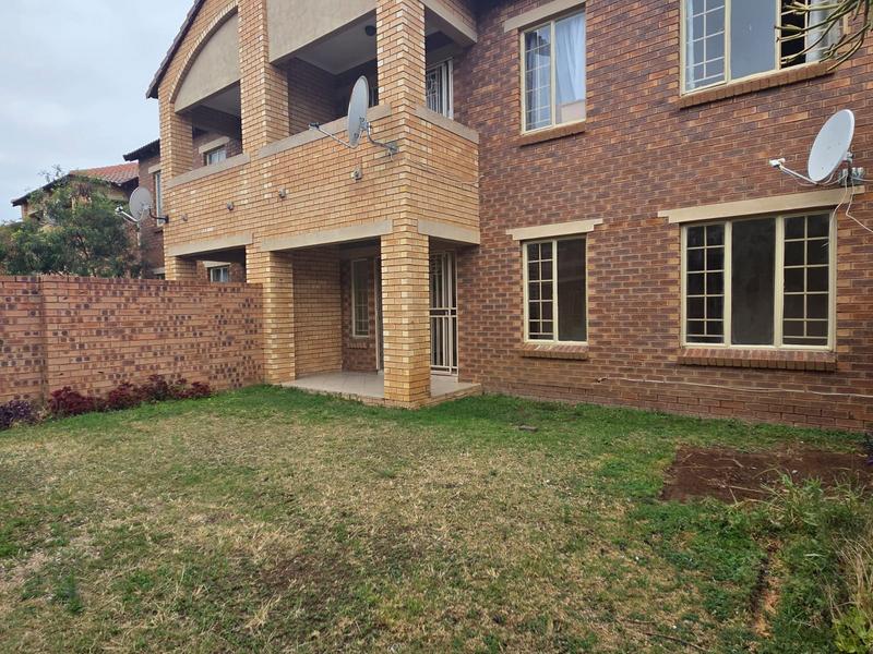 To Let 2 Bedroom Property for Rent in Mooikloof Ridge Gauteng