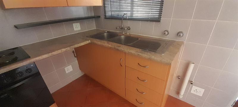 To Let 2 Bedroom Property for Rent in Amberfield Gauteng