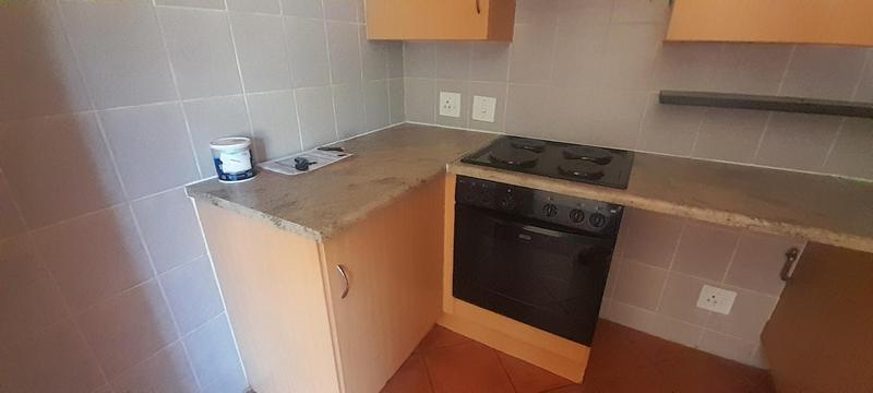 To Let 2 Bedroom Property for Rent in Amberfield Gauteng