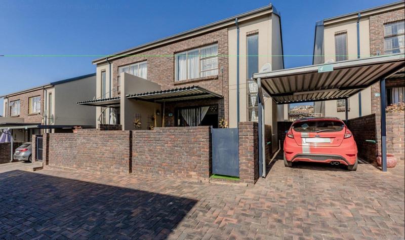 To Let 2 Bedroom Property for Rent in Noordheuwel Gauteng