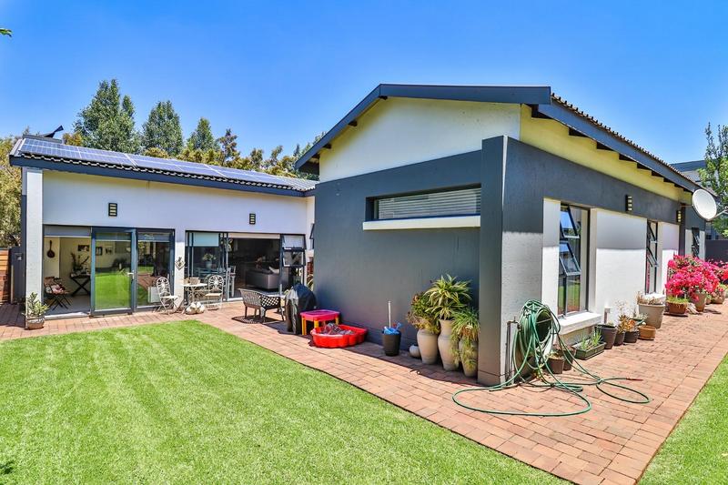 3 Bedroom Property for Sale in Midstream Estate Gauteng