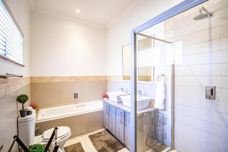 3 Bedroom Property for Sale in Midstream Estate Gauteng