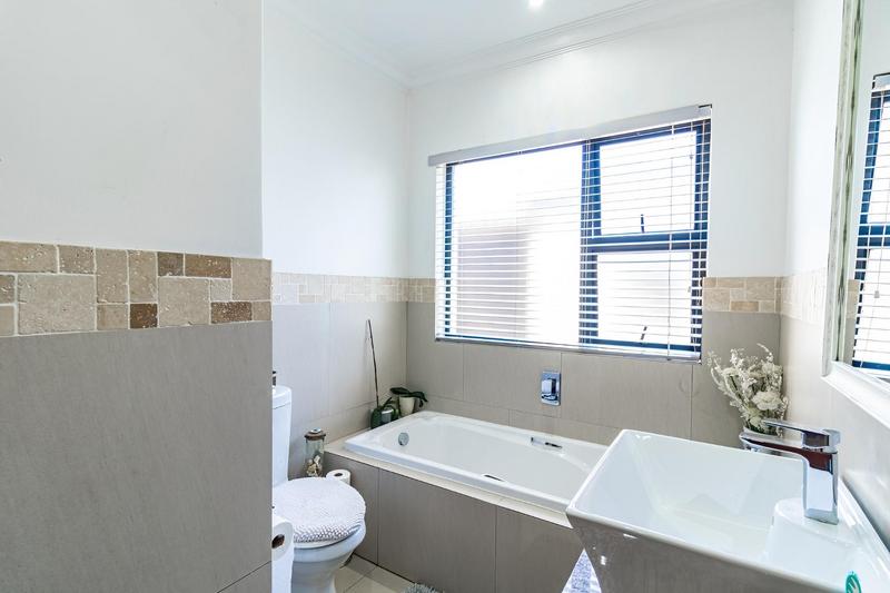 3 Bedroom Property for Sale in Midstream Estate Gauteng