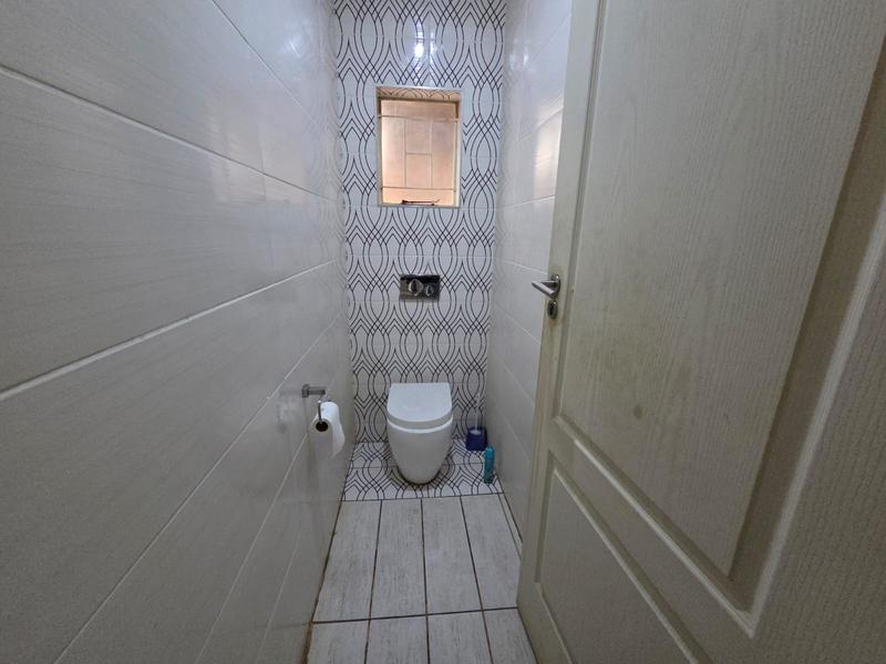 3 Bedroom Property for Sale in Doringkloof Gauteng