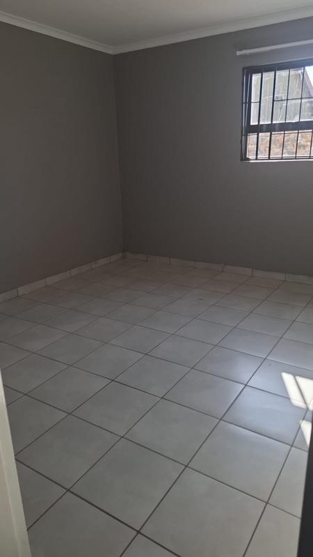 To Let 1 Bedroom Property for Rent in Kempton Park Gauteng