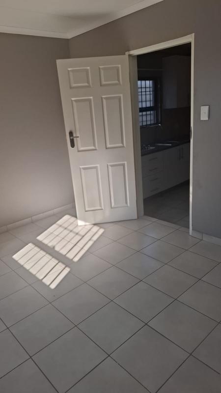 To Let 1 Bedroom Property for Rent in Kempton Park Gauteng
