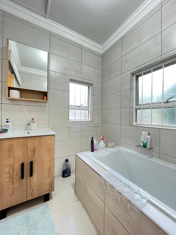 To Let 3 Bedroom Property for Rent in Waterkloof Heights Gauteng