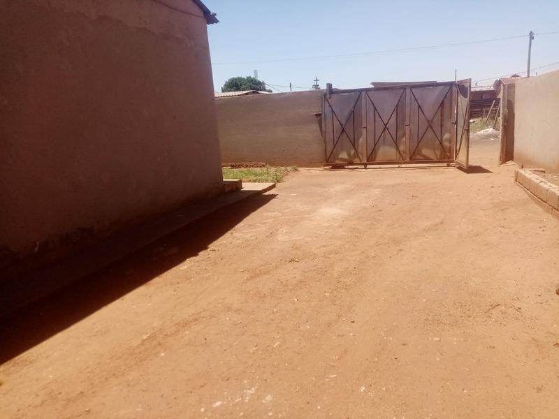 2 Bedroom Property for Sale in Katlehong South Gauteng