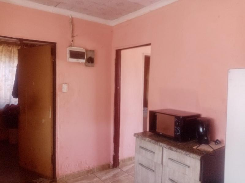 2 Bedroom Property for Sale in Katlehong South Gauteng