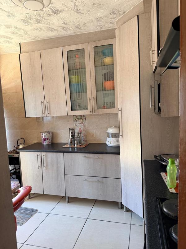 2 Bedroom Property for Sale in Likole Gauteng