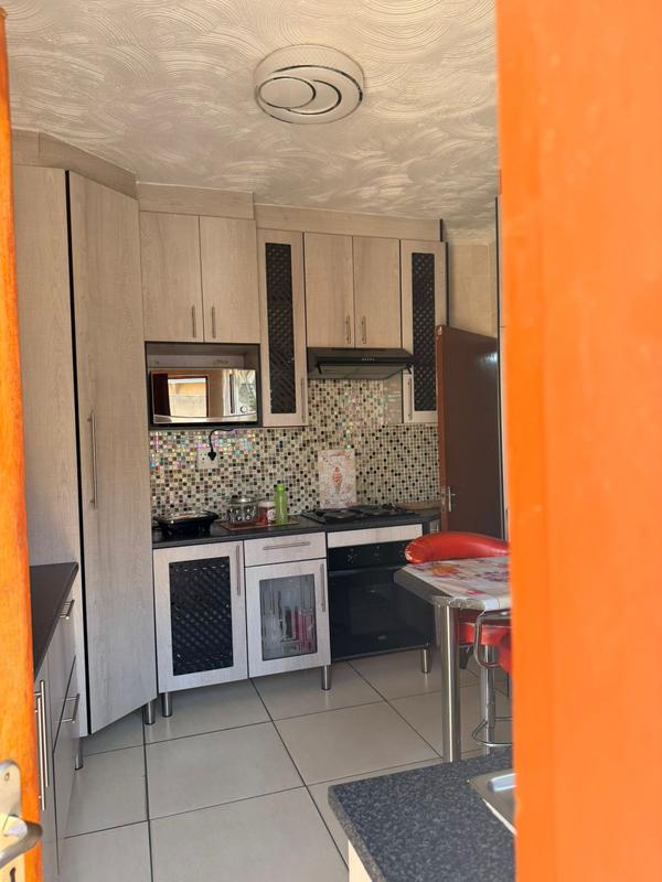 2 Bedroom Property for Sale in Likole Gauteng