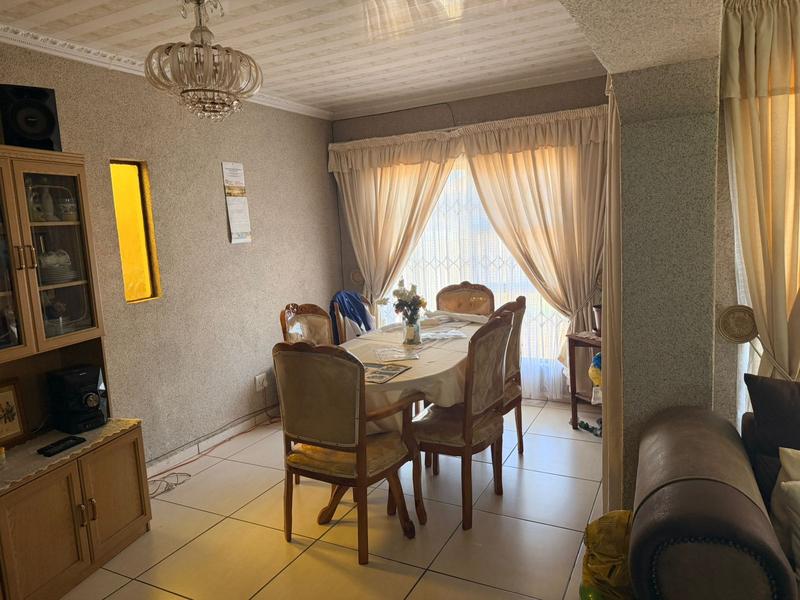 2 Bedroom Property for Sale in Likole Gauteng