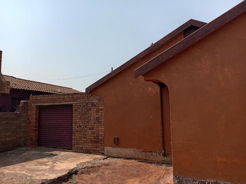 3 Bedroom Property for Sale in Vosloorus Ext 3 Gauteng