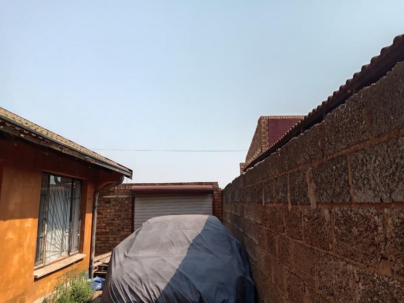 3 Bedroom Property for Sale in Vosloorus Ext 3 Gauteng