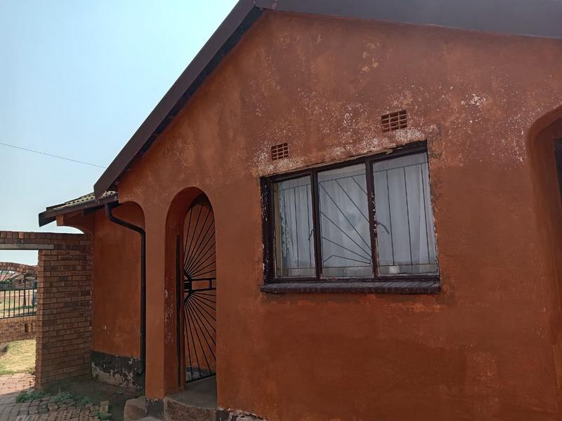 3 Bedroom Property for Sale in Vosloorus Ext 3 Gauteng