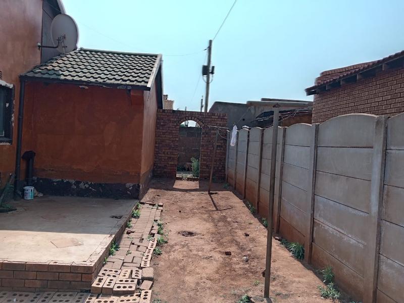 3 Bedroom Property for Sale in Vosloorus Ext 3 Gauteng