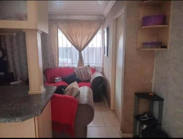 To Let 3 Bedroom Property for Rent in Protea Glen Gauteng
