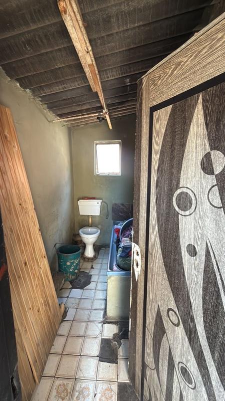 5 Bedroom Property for Sale in Tembisa Central Gauteng