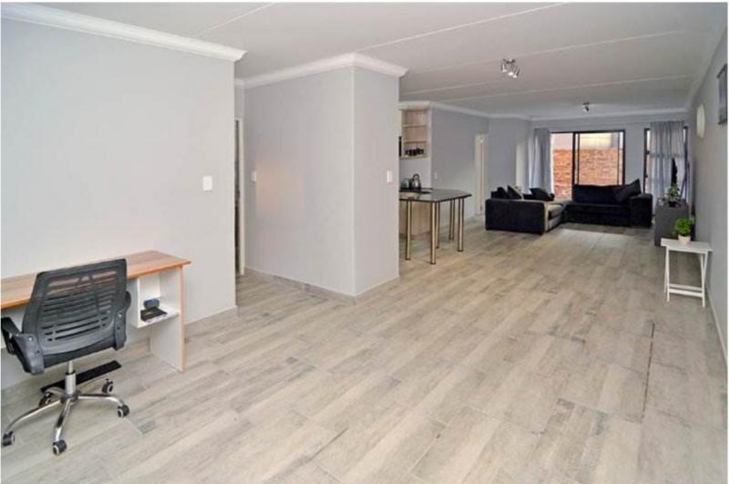 2 Bedroom Property for Sale in North Riding Gauteng