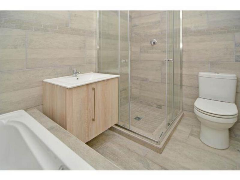 2 Bedroom Property for Sale in North Riding Gauteng