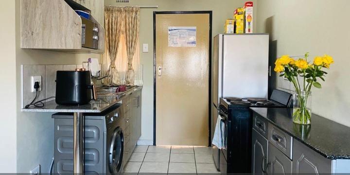 2 Bedroom Property for Sale in Sky City Gauteng