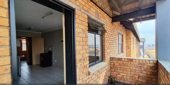 2 Bedroom Property for Sale in Sky City Gauteng