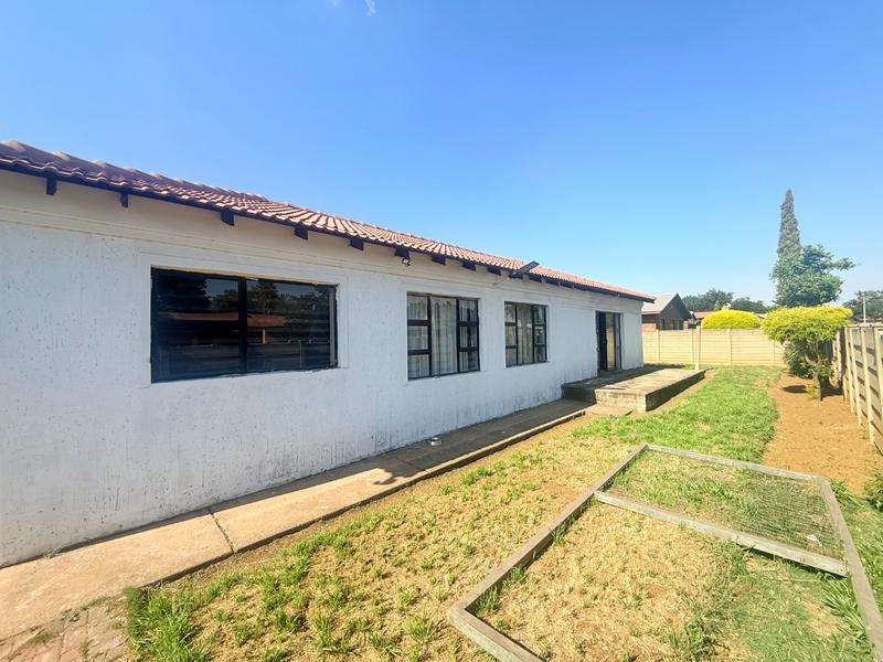 3 Bedroom Property for Sale in Vanderbijlpark CW 5 Gauteng