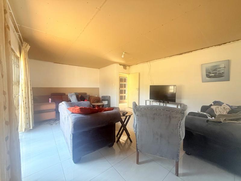 3 Bedroom Property for Sale in Vanderbijlpark CW 5 Gauteng