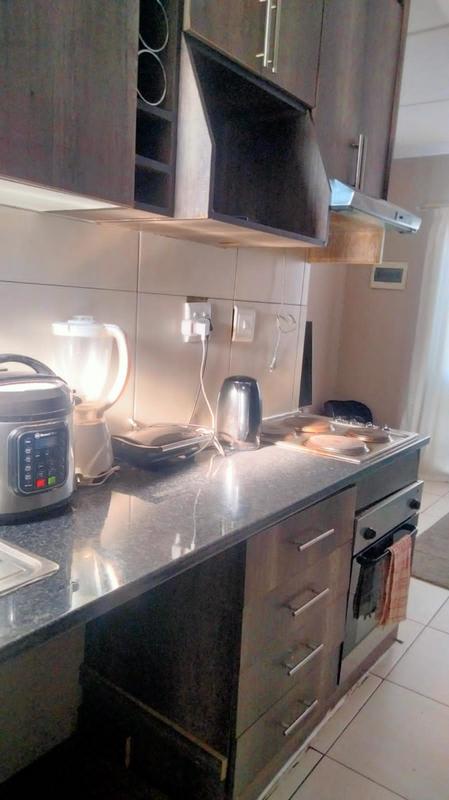 2 Bedroom Property for Sale in Fleurhof Gauteng