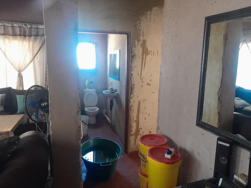 2 Bedroom Property for Sale in Mamelodi Gauteng