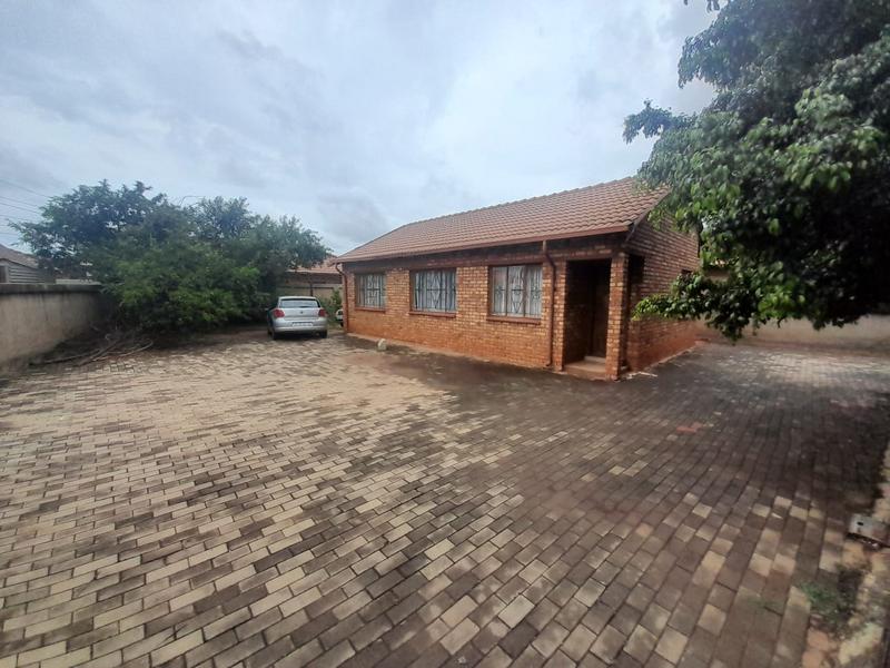 3 Bedroom Property for Sale in Soshanguve VV Gauteng