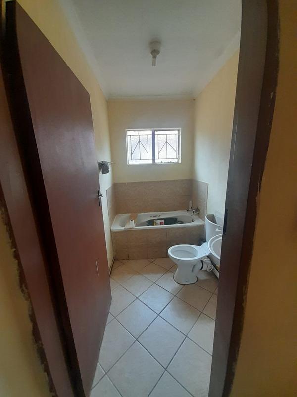 3 Bedroom Property for Sale in Soshanguve VV Gauteng