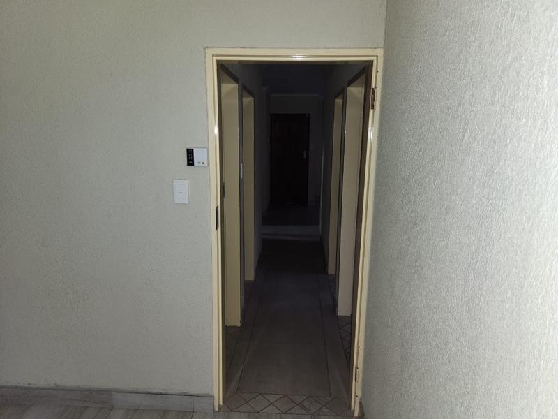 3 Bedroom Property for Sale in Soshanguve VV Gauteng