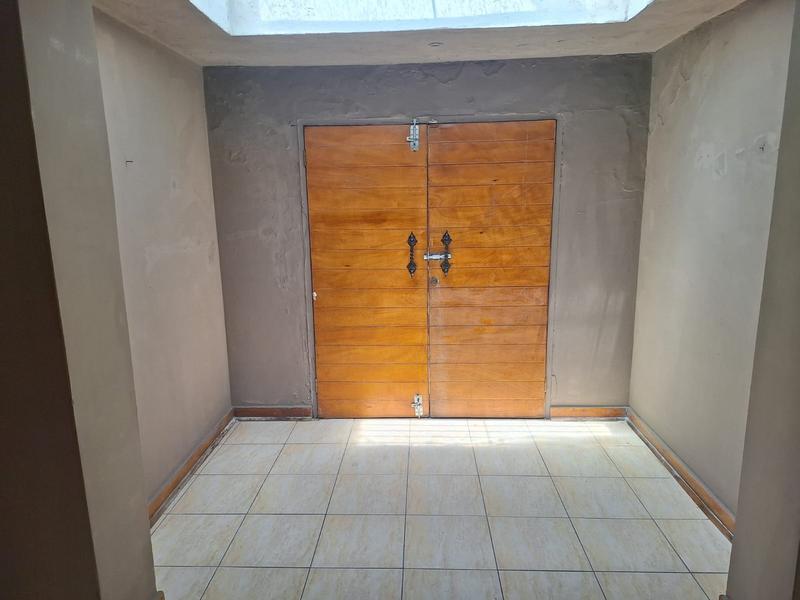 To Let 3 Bedroom Property for Rent in Roosevelt Park Gauteng