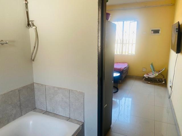 2 Bedroom Property for Sale in Jabulani Gauteng