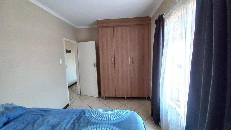 To Let 2 Bedroom Property for Rent in Monavoni Gauteng