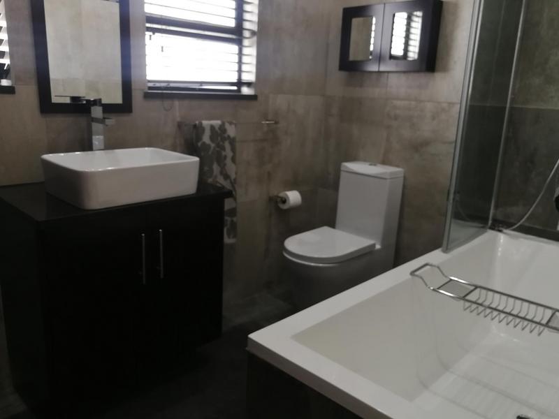 To Let 2 Bedroom Property for Rent in The Hills Game Reserve Estate Gauteng