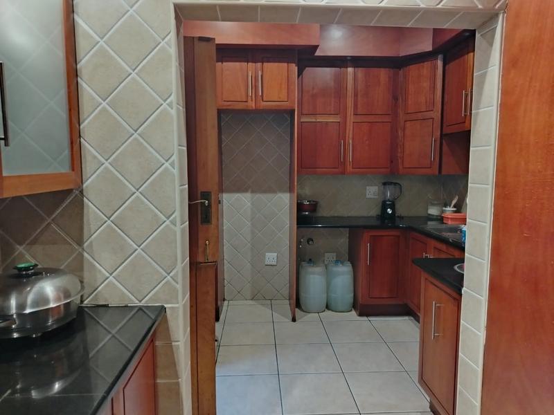 To Let commercial Property for Rent in Zwartkop Gauteng