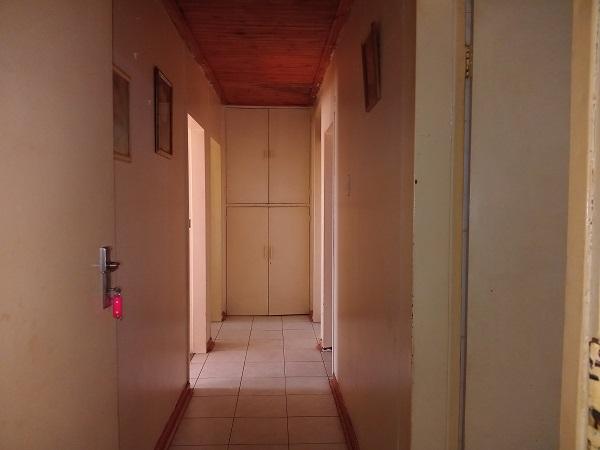 4 Bedroom Property for Sale in Vanderbijlpark CE 2 Gauteng