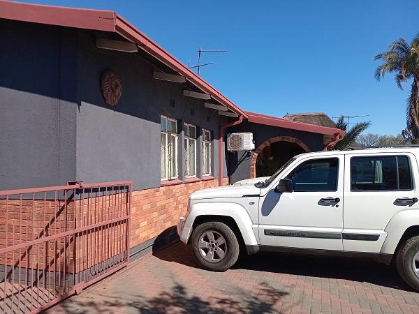 4 Bedroom Property for Sale in Vanderbijlpark CE 2 Gauteng