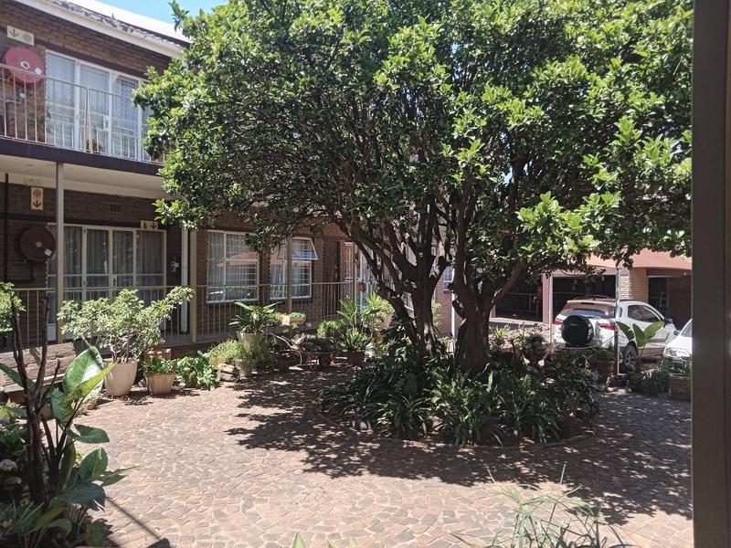 2 Bedroom Property for Sale in Greenhills Gauteng