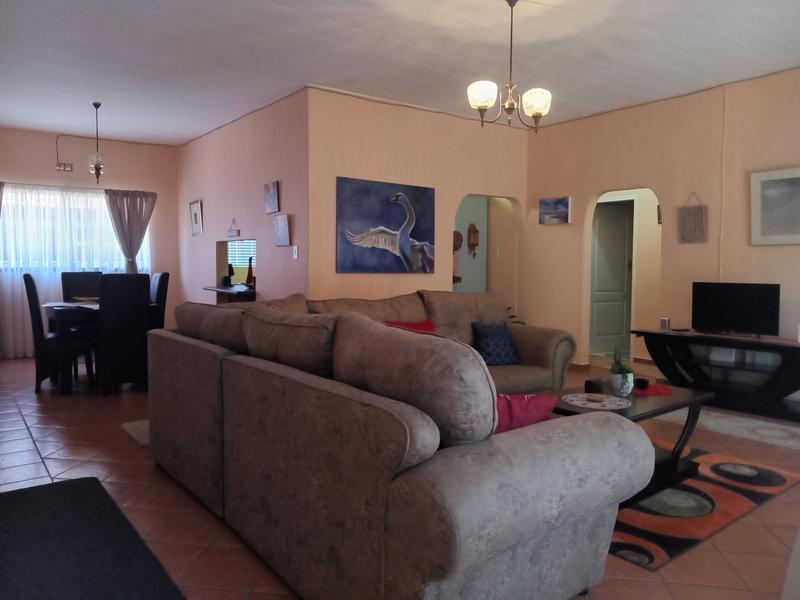 2 Bedroom Property for Sale in Greenhills Gauteng