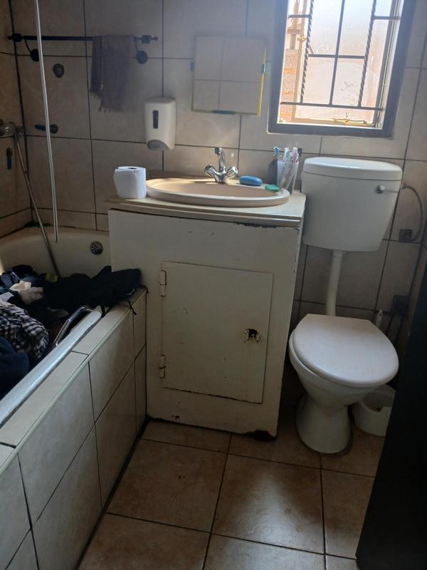 2 Bedroom Property for Sale in Lehae Gauteng