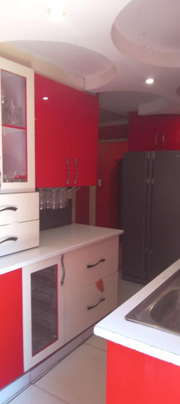 3 Bedroom Property for Sale in Zonkezizwe Gauteng