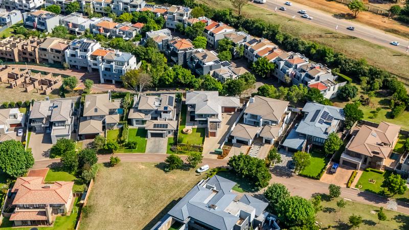 4 Bedroom Property for Sale in Lombardy Estate Gauteng