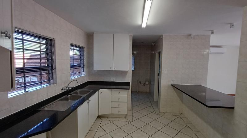 9 Bedroom Property for Sale in Waterkloof Glen Gauteng