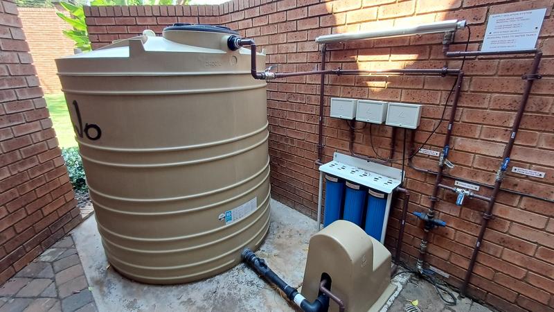 9 Bedroom Property for Sale in Waterkloof Glen Gauteng