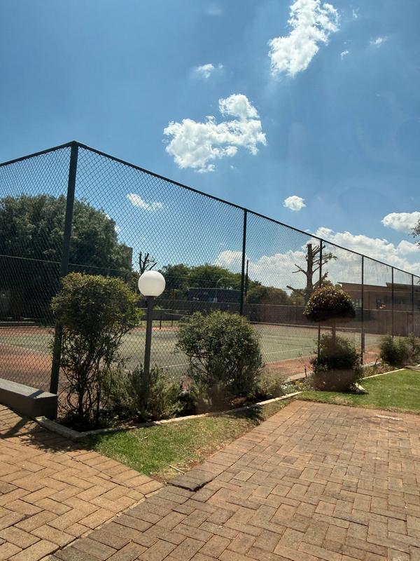 To Let 3 Bedroom Property for Rent in Bedfordview Gauteng