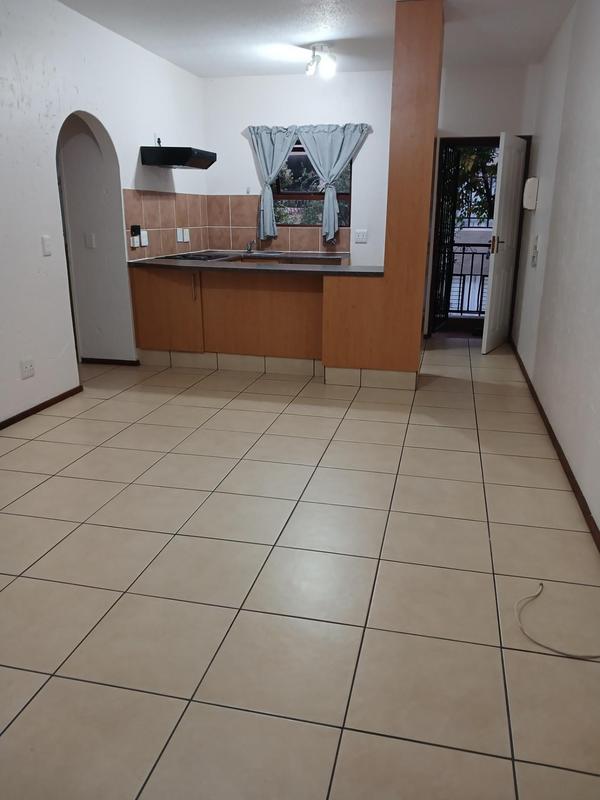 To Let 1 Bedroom Property for Rent in Pineslopes Gauteng