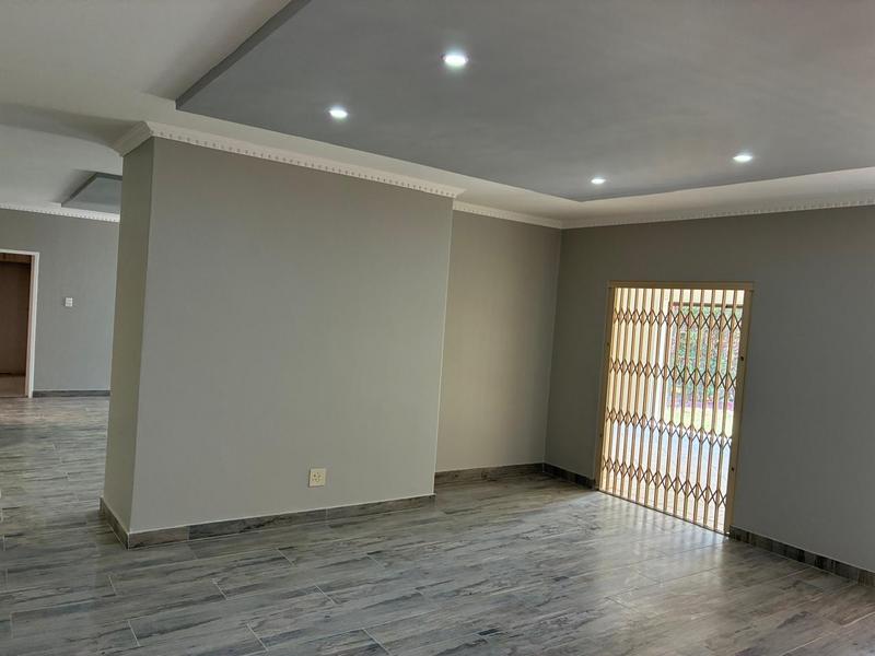 To Let 3 Bedroom Property for Rent in Waterkloof A H Gauteng